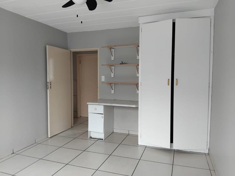 To Let 2 Bedroom Property for Rent in Bult West North West